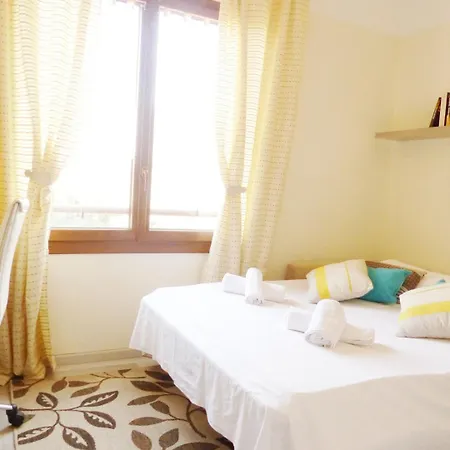 Апартаменты Apt3br,ac,wifi, Sea View, Parking, 3min To