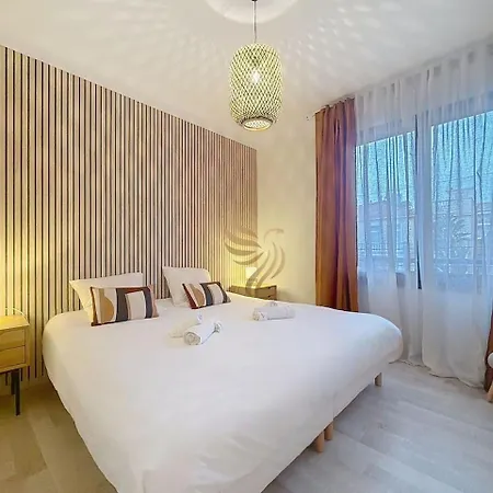 Apt3br,ac,wifi, Sea View, Parking, 3min To